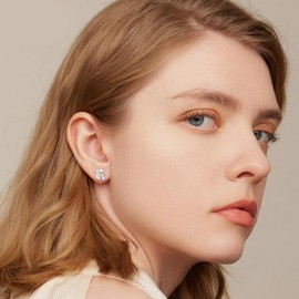 DAYLINLOVE Squirrel Earrings 925 Sterling Silver Opal Squirrel Stud Earrings Animal Jewellery Gift for Women Girls Women Mother Squirrel Lovers, Sterling Silver, No Gemstone