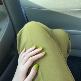 ORZOLATENT Press On Nails Short Square - 24PCS Lime Green Glossy Fake Nails with Nail Glue, Jelly Tabs, File, Stick, and Prep Pad, Vibrant Stick On Nails for Women Girls, Reusable Artificial Nails