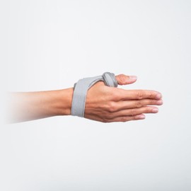 Chrisofix Thumb Orthosis, For First Aid and Fixation of the Metacarpophalangeal Joint of the Thumb, X-Ray Transparent, Medium