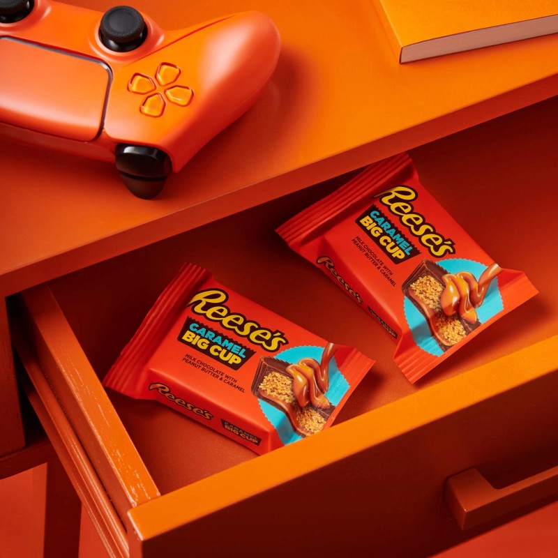 REESE'S Big Cup Caramel Milk Chocolate Peanut Butter Cups 16