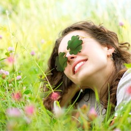 YunSchauen Sunglasses Women's Green, Four Leaf Clover Glasses Metal Frame Party Glasses Men Children, Green