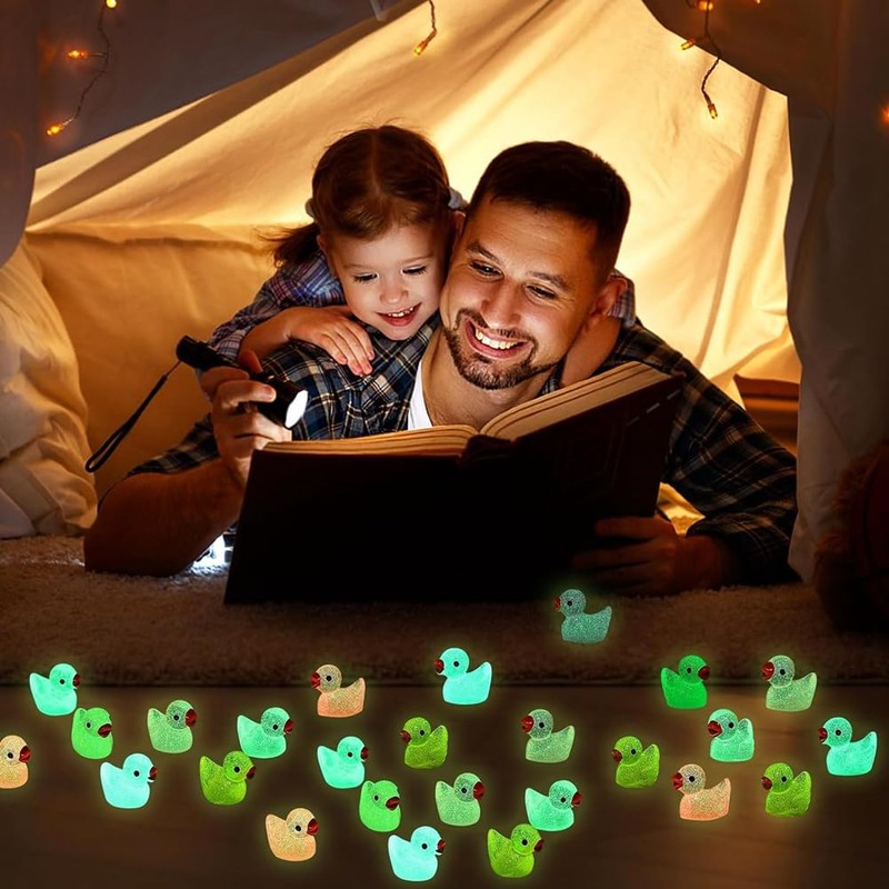 200 PCS Luminous Mini Resin Ducks Glow in The Dark