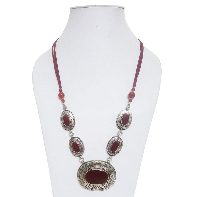Mehrunnisa - Collar con colgante tribal afgano Rojo