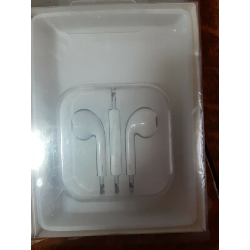 InEar Ear Buds w/remote And Mic Wired