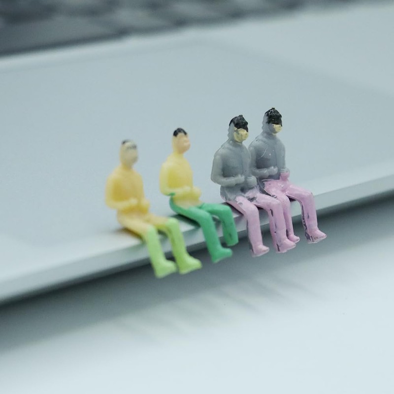 ZJIA OO Gauge 1:75 Scale Mixed Painted Model People Figure