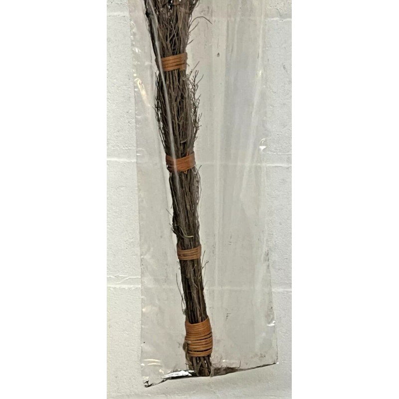 A TOUCH OF COUNTRY MAGIC CINNAMON SCENTED 36" BROOM(S)