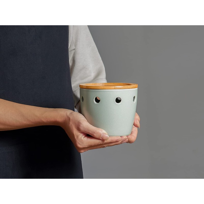 ONEMORE Large Garlic Keeper with Lid, Ceramic Garlic Saver 5