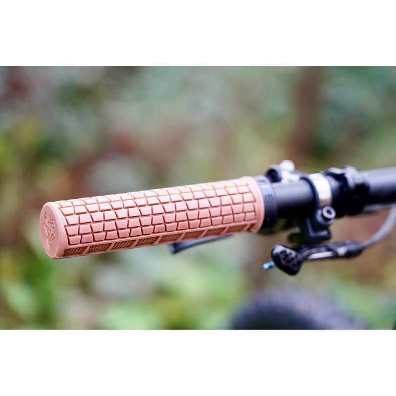 Trace Grip, Tan, Single Clamp