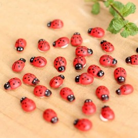 HODASHI 20 Pcs Mini Ladybugs Toys Ladybug Figurine Fairy Garden Animal Miniatures Resin Animal Figures Garden Ornaments Dollhouse Decoration Outdoor Statues (Red)