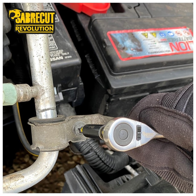 1 x SabreCut MRSC04 Mini Micro Ratchet 1/4" (6.3mm) HEX