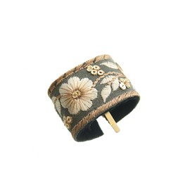 VingTAINE H7730-GN Hair Cuff, Embroidered, Wired, Pony Hook, Flower, Hairband, Cute, Adult, One Point, Mature