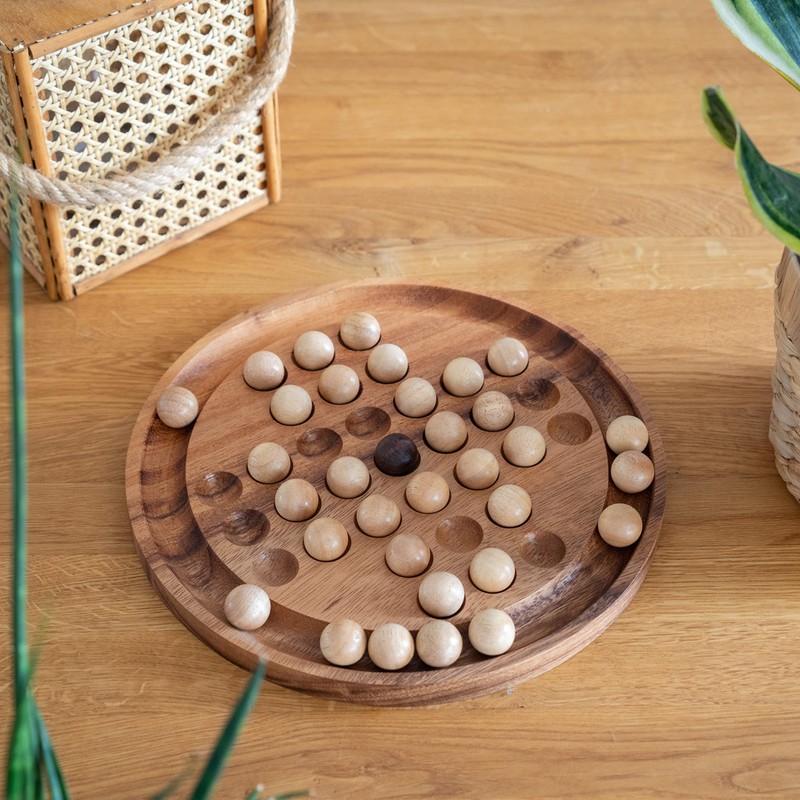 Solitaire Extra Large Round with Balls – 26 cm Diameter