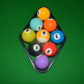 lvifloae 2 x 9 Ball Pool Plastic Professional Billiard Triangular Frame Snooker Balls Rack, Pool 9-Ball Rack Plastic Professional Diamond Snooker Ball Rack