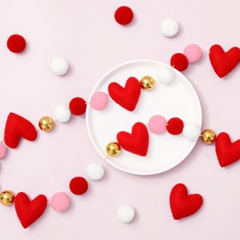 FYSUIMU 8.2Ft Valentine's Day Felt Heart Garland Banner Red Pink White Pom Pom 3D Heart Shape Garland Valentines Decorative Romantic Hanging for Home Mantel Wall Fireplace Decor