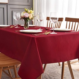 maxmill Jacquard Tablecloth Swirl Design Water Resistance Antiwrinkle Heavy Weight Soft Table Cloth for Buffet Banquet Parties Event Holiday Dinner Rectangle 60 x 84 Inch Red