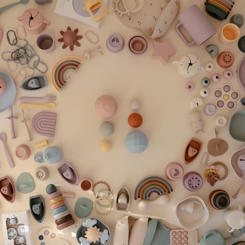 mushie Silicone Nesting Spheres Sensory Toy (Blush)