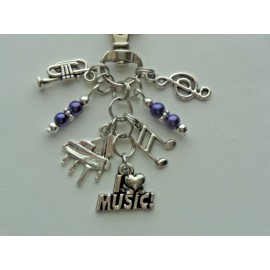 Handmade LOVE MUSIC TREBLE CLEF MUSIC NOTE KEY CHAIN PURSE CLIP BAG CHARM BACKPACK FOB