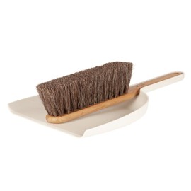 Iris Hantverk Dustpan & Brush Set, Handmade - White