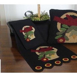 Home Collection by Raghu Bird in Basket Felt Table Runner, Multi