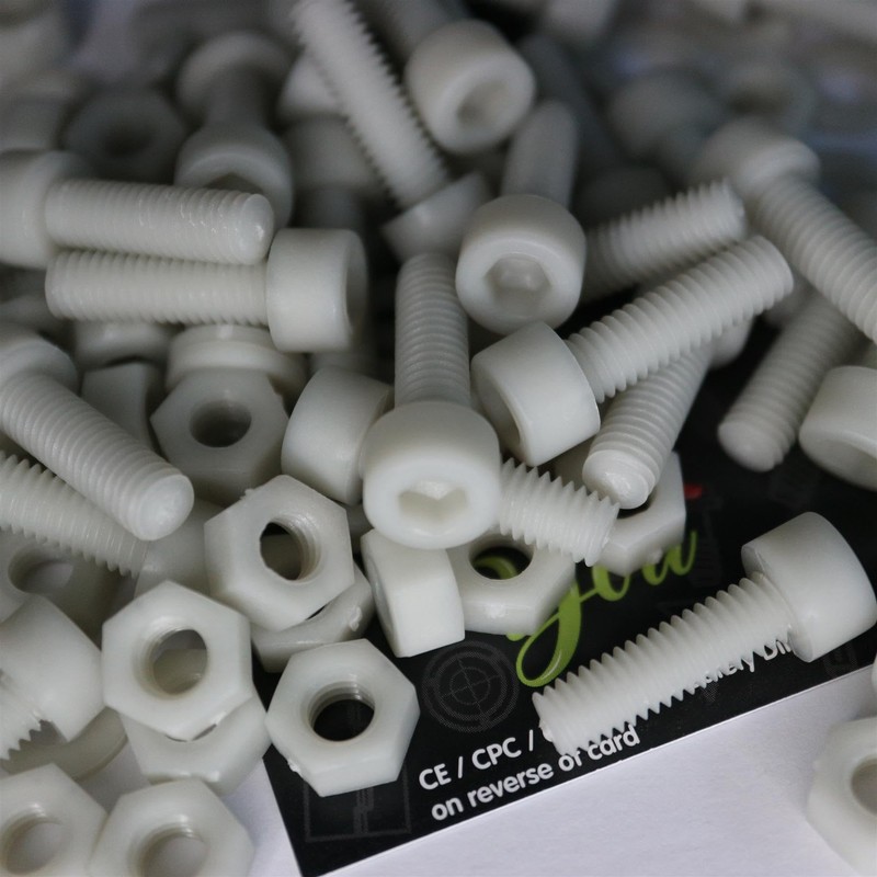50 x Glass Filled Reinforced, Super Nylon Socket Head, M6