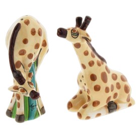 Ceramic Giraffes Salt & Pepper Shaker Set