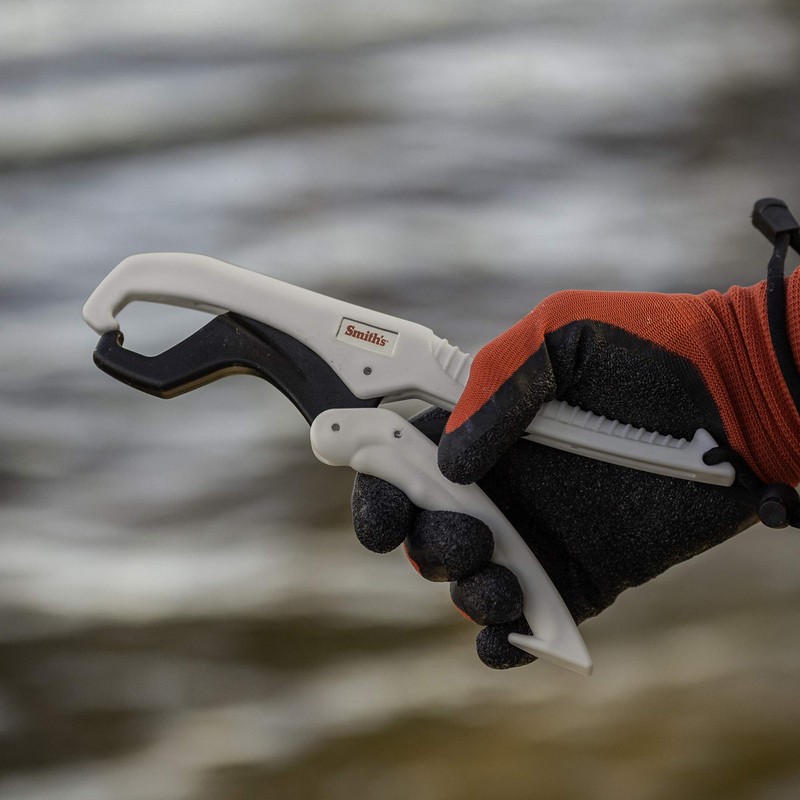 Smith's 51283 9in Floating Fish Gripper