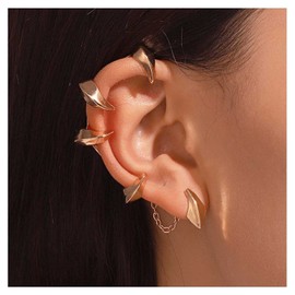 Allereyae Vintage Devil Claw Ear Cuff Earrings Dragon Claw Ear Climber Crawler Earrings Gothic Claw Cartilage Ear Wrap Earrings Devil Claw Clip On Cuff Earrings Jewelry for Women (Gold)