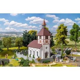 FALLER 130679 - Chiesa del villaggio con Kirchhof, scartamento H0