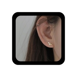 Xduargs Boho Crystal Leaf Earrings Vintage Gold Rhinestone Leaf Tiny Earrings Small Cute Stud Minimalist Mini Studs for Women