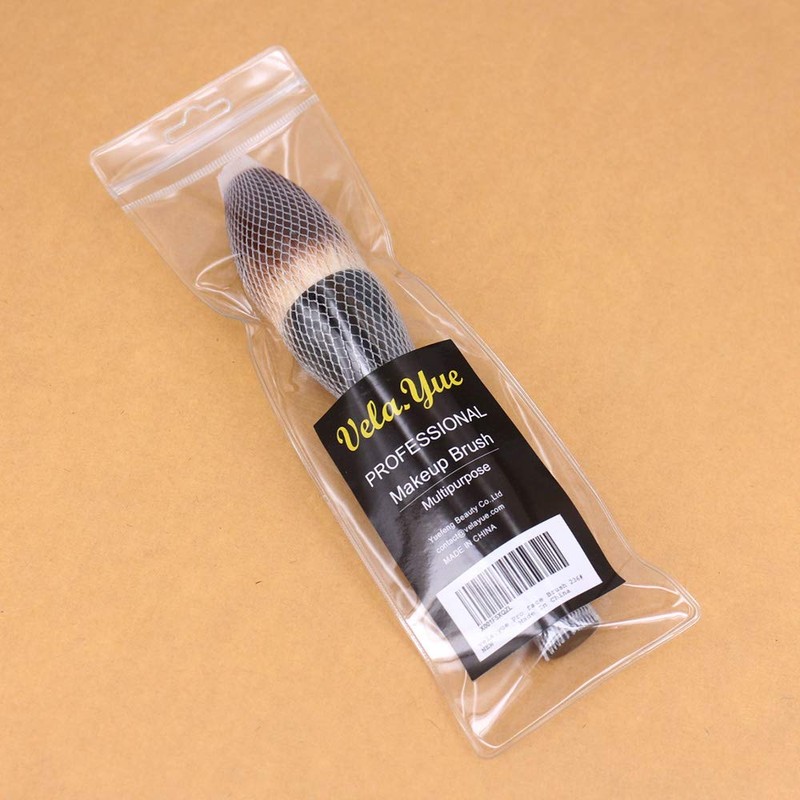 Vela.Yue Large versatile powder brush for a flawless lightweight look