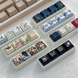 Keyring keycap square decoration traditional folk painting pattern design portable prop bag loop point flower and butterfly / 키링 키캡 네모 장식 전통 민화 문양 디자인 휴대용 소품 가방 고리 포인트 꽃과 나비