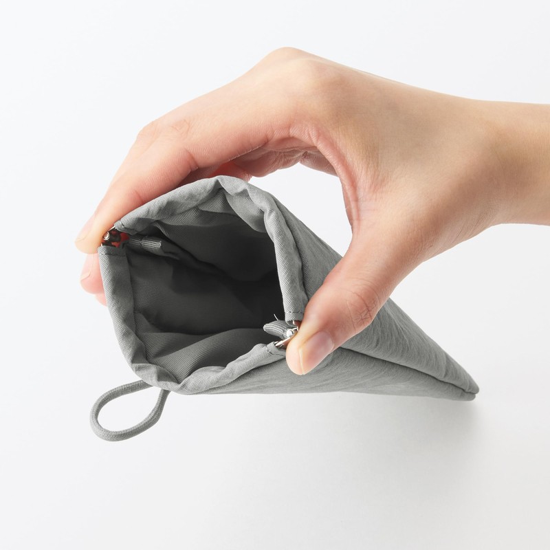 MUJI 無印良品 Wrinkle Nylon One-Handed Opening Flat Pouch - Gray