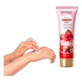 🍓🤲 Bioaqua – Crema Nutritiva para Manos 80 g Aroma Strawberry Cake 🧴✨
