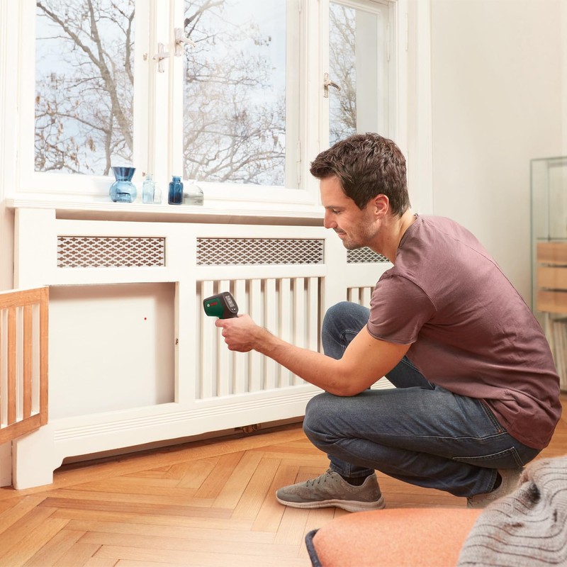 Bosch infrared thermometer UniversalTemp (-30°C...+500°C, easy and precise measurement, 3