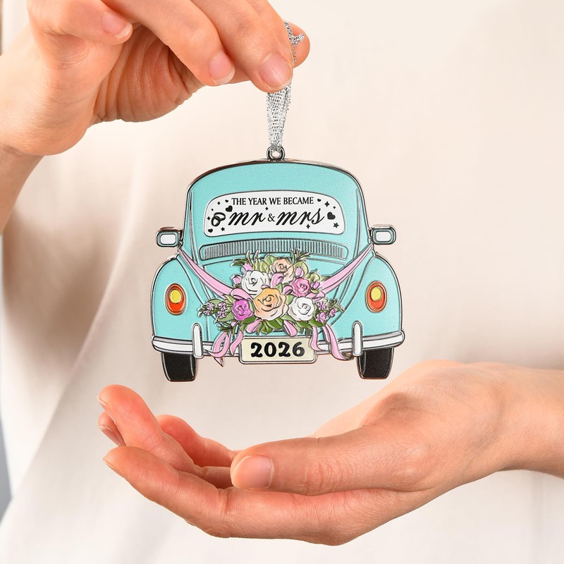 Wedding Gift for Couples 2026 Mr and Mrs Christmas Ornament