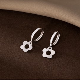 SLUYNZ Solid 925 Sterling Silver Flower Hoop Earrings for Women Teens Cute Flower Hoop Earrings Huggie