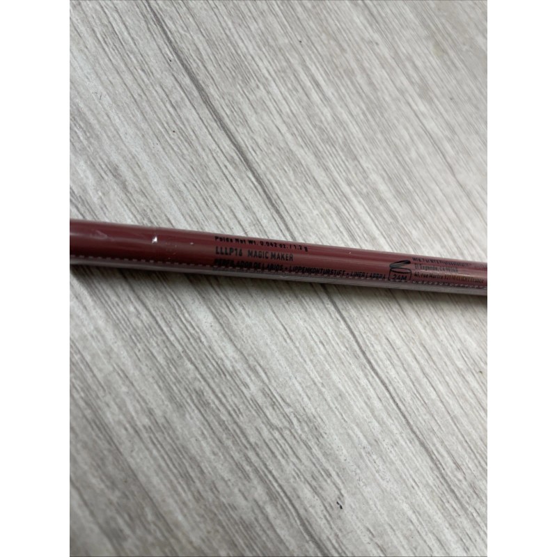 NYX Line Loud Lip liner LLLP16 magic maker