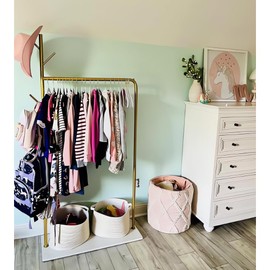 HEONITURE Gold Clothes Rack with Marble Bottom Shelf, Heavy Duty Clothing Racks for Hanging Clothes, 5 Side Hooks Display Garment Coat Rack for Bedroom, Retail Store