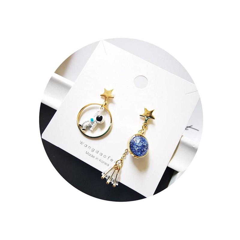 Creative Cartoon Astronaut Stud Earrings Asymmetric Spaceman Star Moon Drop