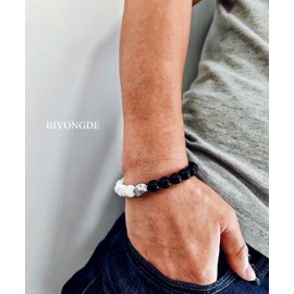 BIYONGDE10MM Black and White Beaded Bracelet, Black Onyx and Howlite Gem Stone Bead Chain Bracelet with Steel Cube Dice Charm, Stretchable, Lucky Fortune