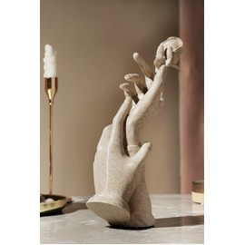 Hosoncovy Home Decoration Resin Sculpture Home Figurine Hand in Hand Ornament Gift Ornament for Wedding for Couples for Lover (Grey)