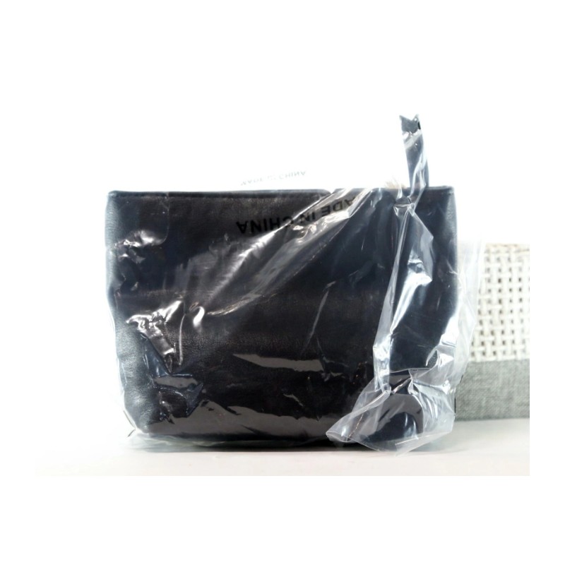 Women's Universal Thread Black Zip Up Pouch Makeup Bag Carry