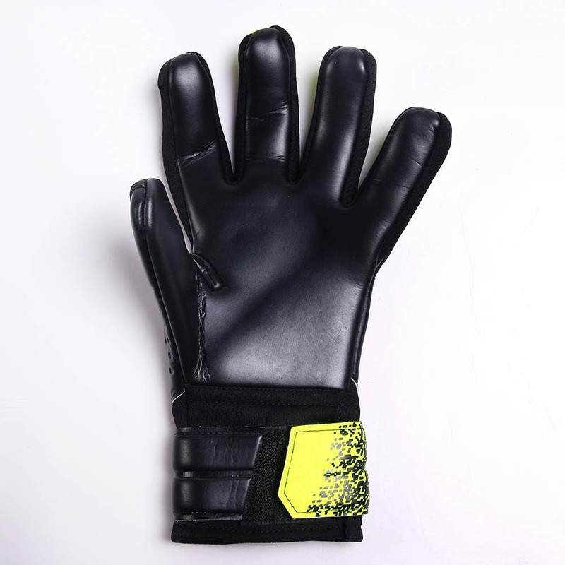 Kelme Vortex Training Goalkeeper Gloves, Black/Neon Yellow, Size 7