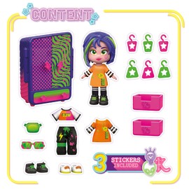 Robin’s Wardrobe – Wardrobe with more than 18 fashion accessories and exclusive doll with 3 funny expressions. Includes 2 outfits, accessories and shoes, hangers, drawers and 3 stickers
