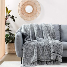 HORIMOTE HOME Ultra Soft Cozy Fleece Sherpa Throw Blanket, Light Weight Warm Decorative Throw Blanket, Sage Green Pattern Reversible Boho Blanket for Sofa, Couch, Bedroom,Travel, 152x203cm