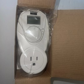 Dayton 15F626 Line Voltage Thermostat, 110 to 125VAC, 1 Stage (LTB1)