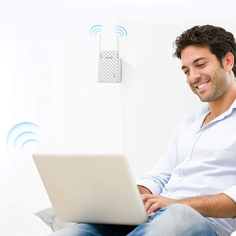 Tenda N300 Wi-Fi Wall Plug Range Extender (A9)