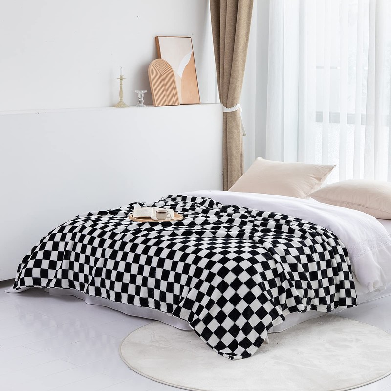 LOMAO Throw Blankets Flannel Blanket with Checkerboard Grid Pattern Soft