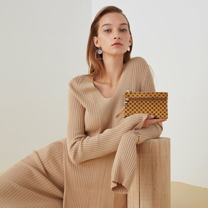 Change Purse, Coin Pouch with Hand Strap, Leather Wristel Cluth