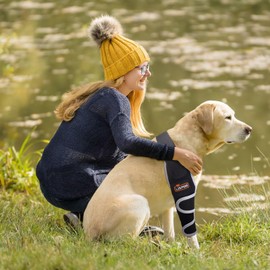 TIPOOP Dog Elbow Protector Elbow Dysplasia Brace Hygroma Pads Shoulder Brace Support Protection for Front Legs Calluses Dog Elbow Pads for Arthritis Elbow Protection L-Right Leg